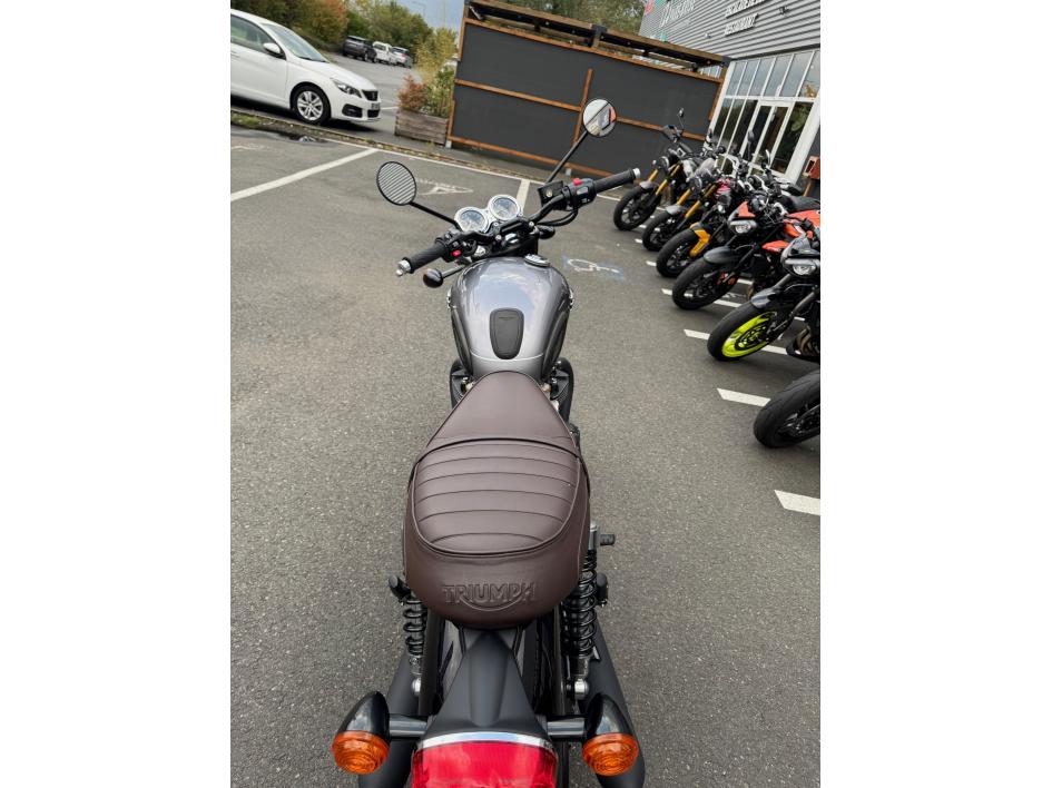 TRIUMPH Bonneville T120 Black