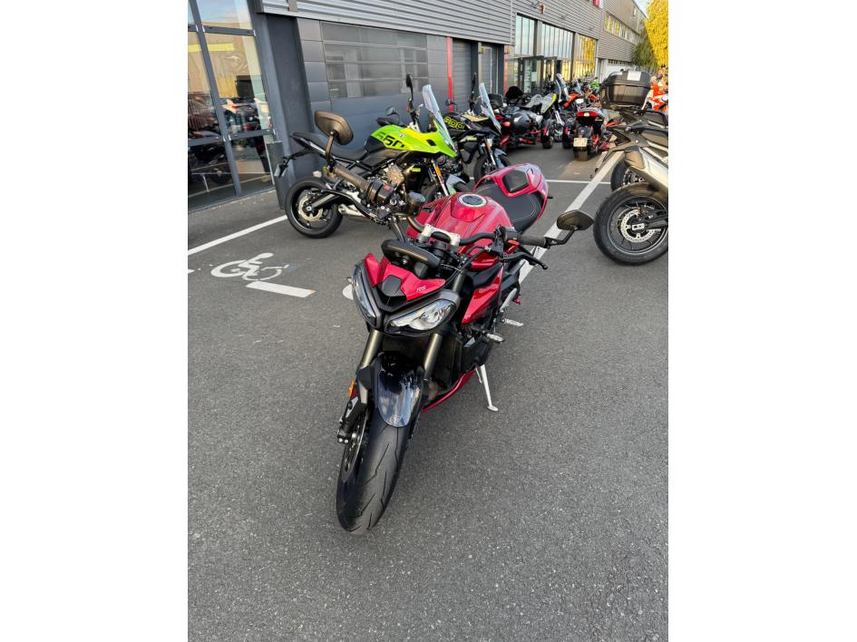 TRIUMPH STREET TRIPLE 765 RS