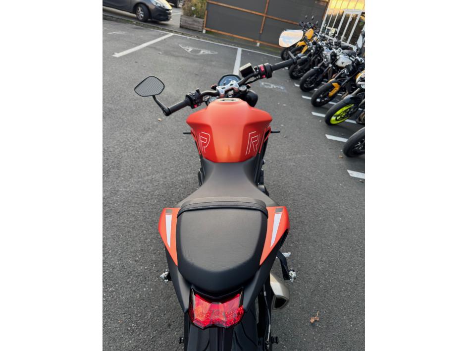 TRIUMPH STREET TRIPLE 765 R A2