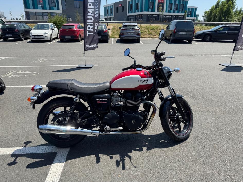 TRIUMPH Bonneville Newchurch
