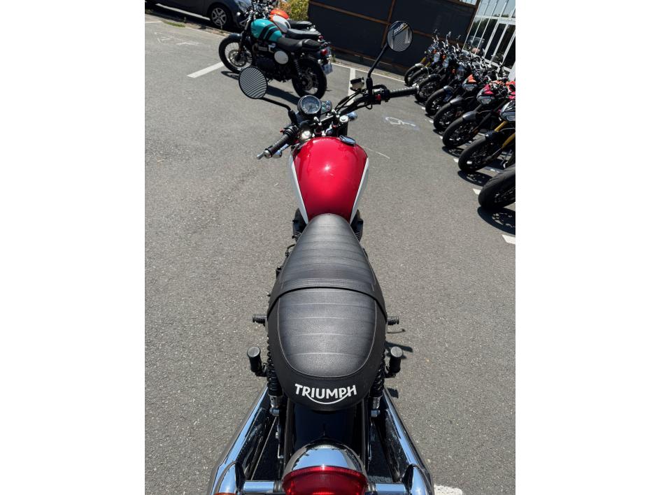 TRIUMPH Bonneville Newchurch