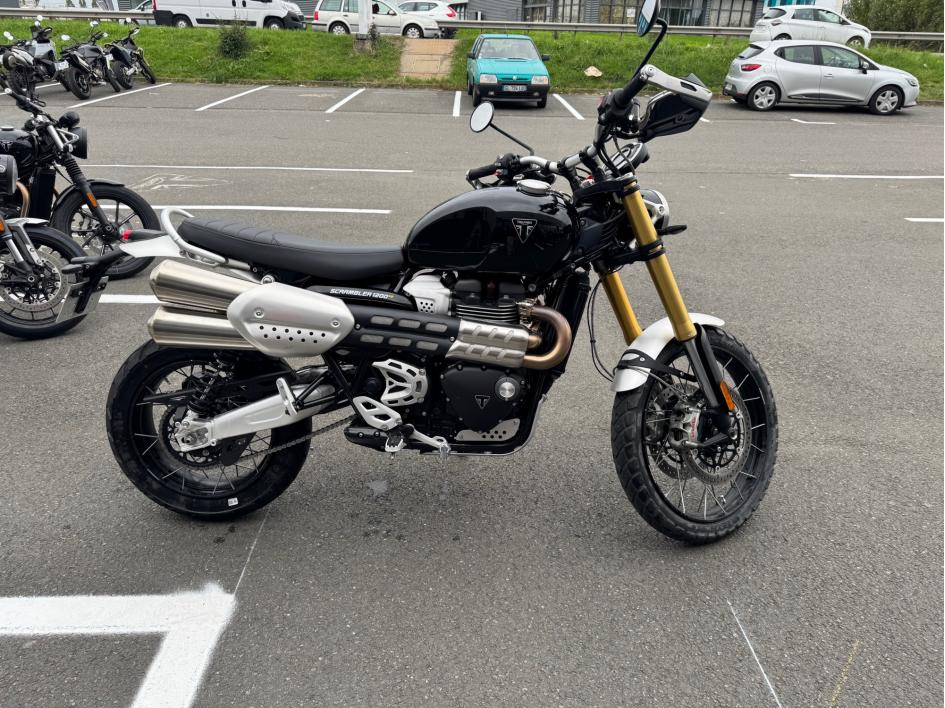 TRIUMPH SCRAMBLER 1200 XE