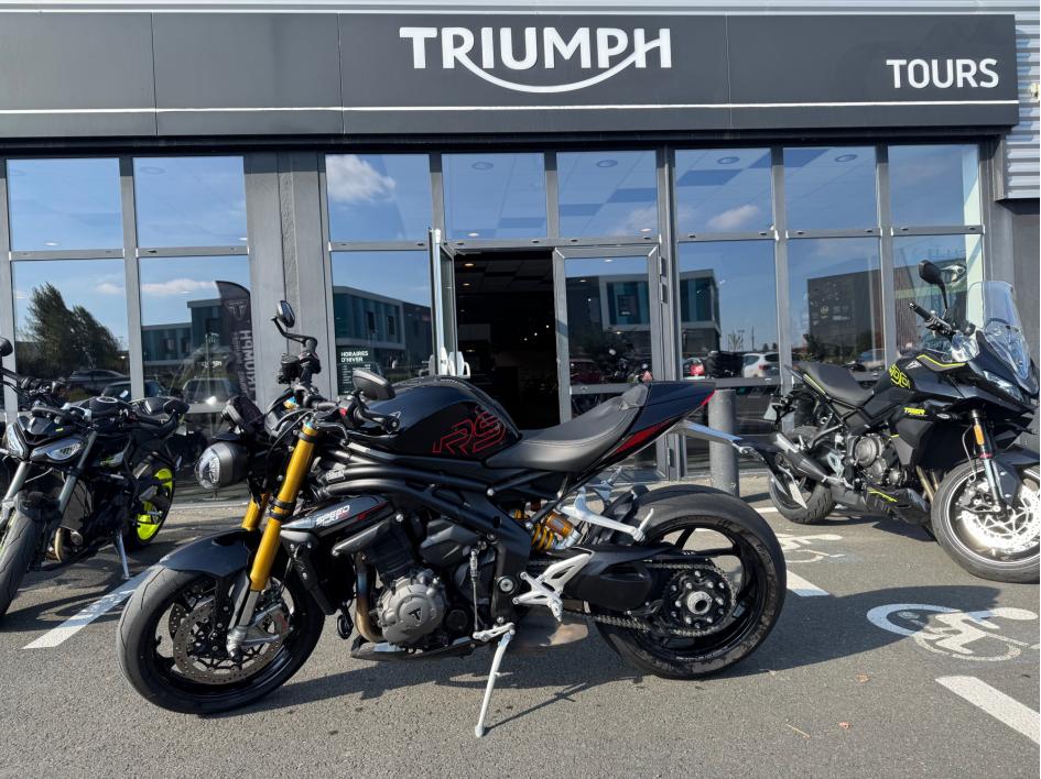 TRIUMPH SPEED TRIPLE 1200 RS